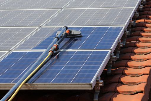 nettoyages spécial de panneaux solaire