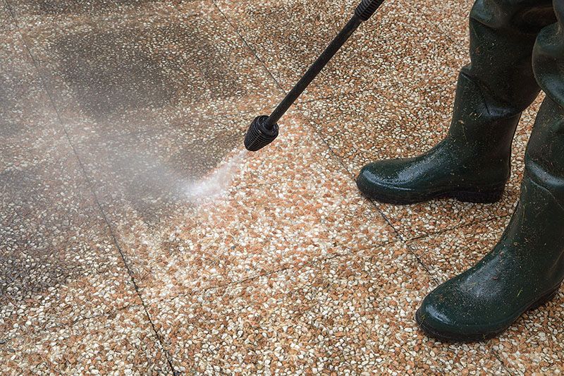 Nettoyage de terrasse au karcher eco2net SA