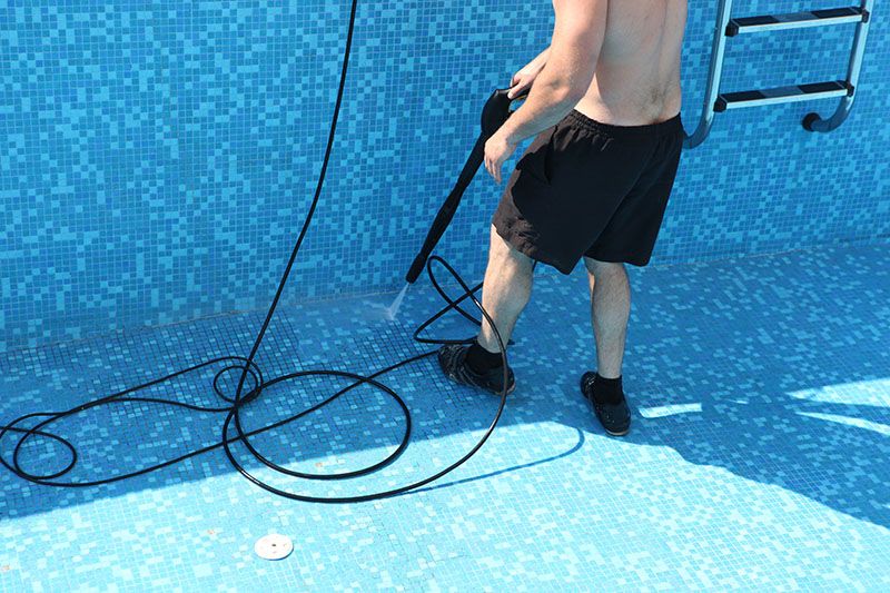 Nettoyage de piscine